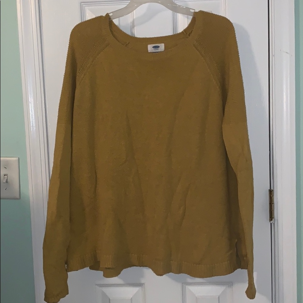Mustard yellow sweater